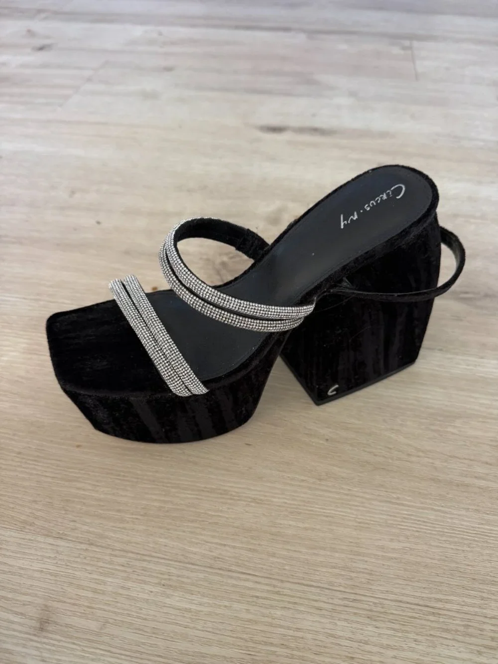 Circus by Sam Edelman circus ny